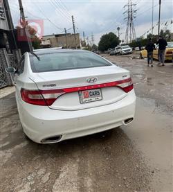 هیۆندای ازێرا